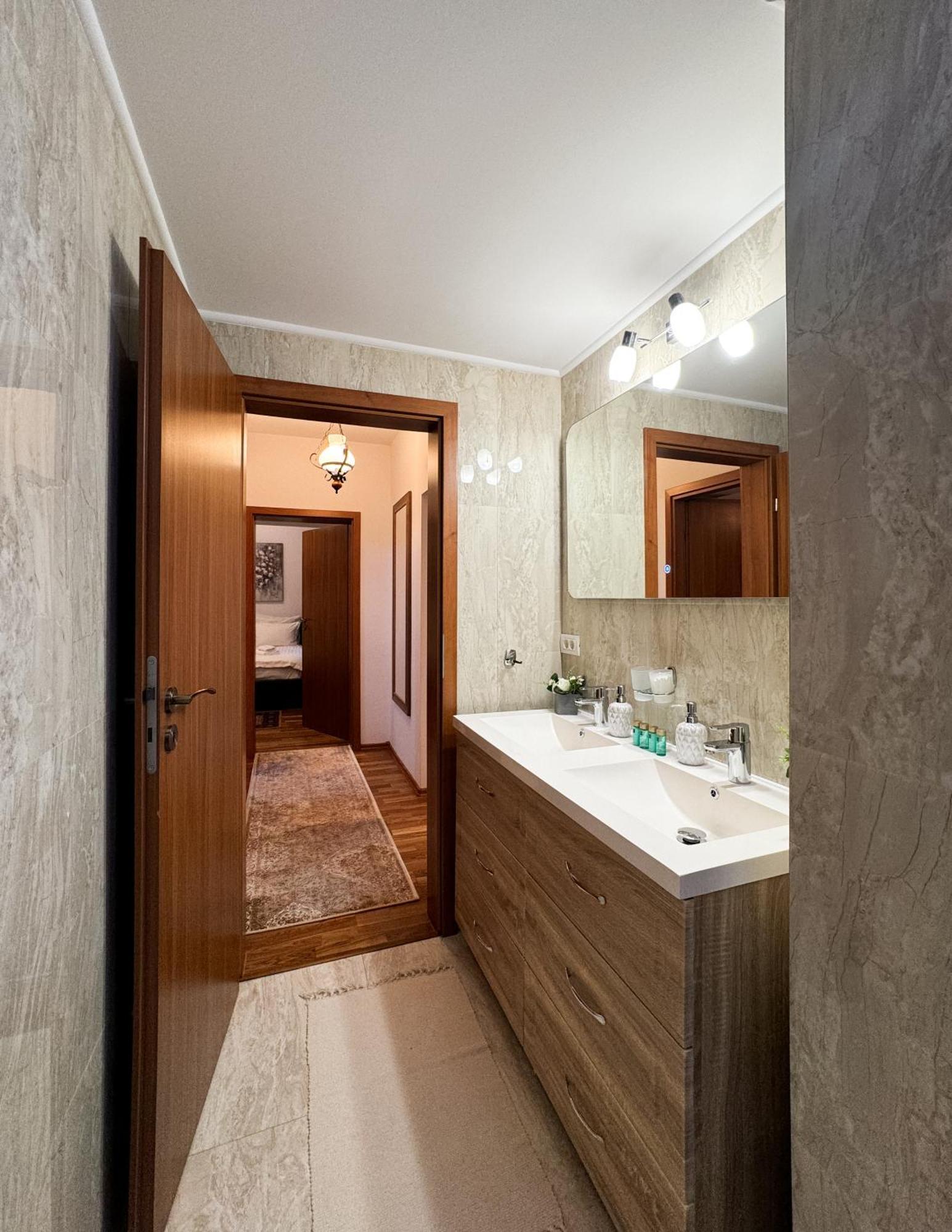 Impala Sinaia - Kudu Apartment Ngoại thất bức ảnh